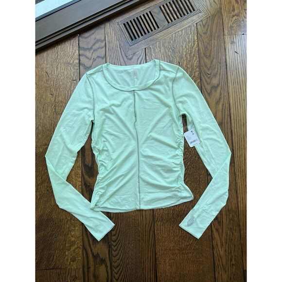 New Free People FP Movement Right On Run Long Sleeve Pistachio Size Large - Picture 1 of 6